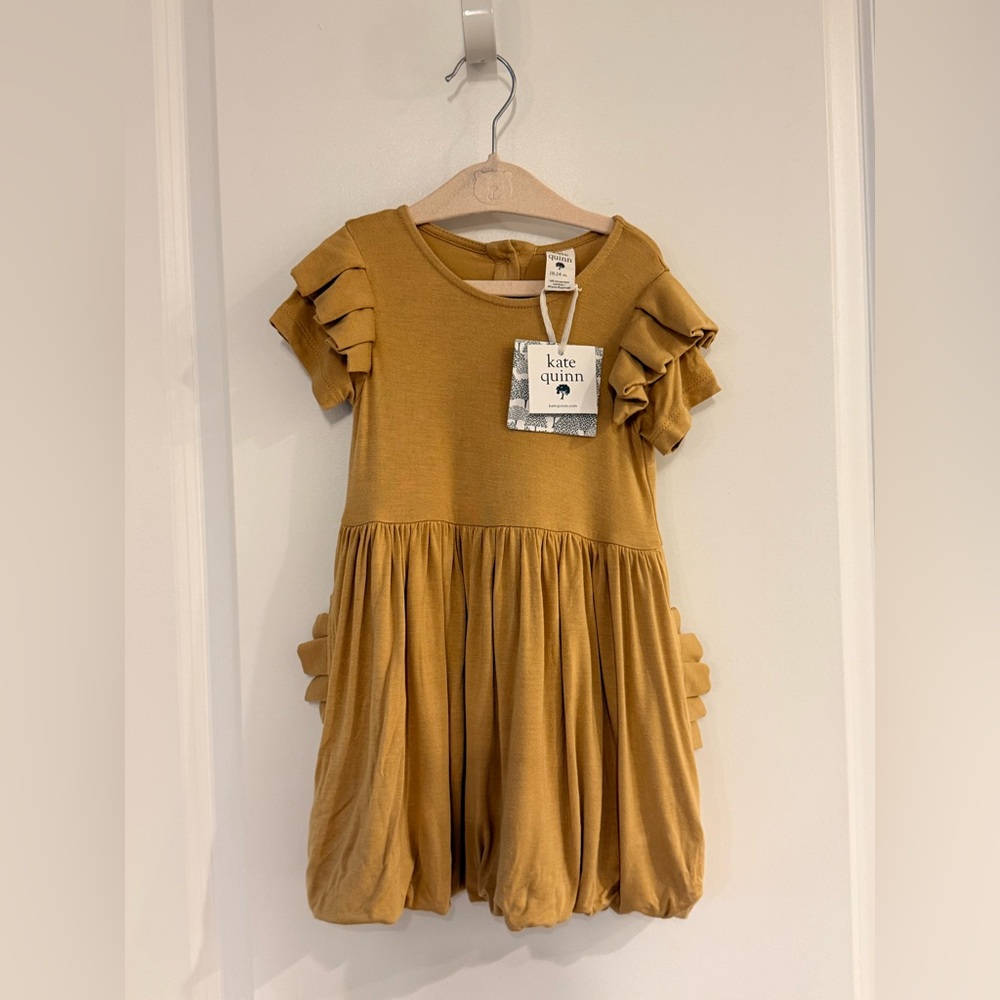 Kate Quinn Bamboo Bubble Dress – Golden Mustard
Size: 18-24m NWT (New With Tags)